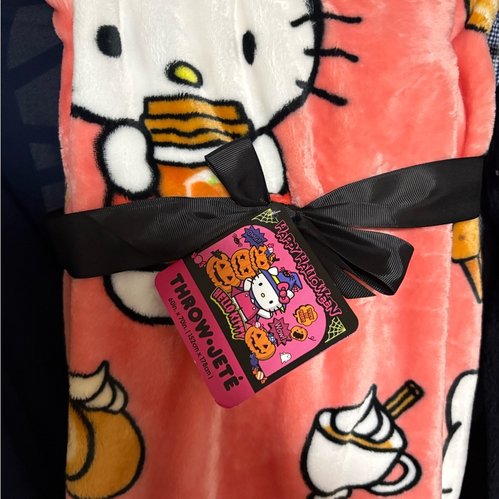 Hello Kitty Halloween Pumpkin Spice Blanket